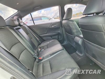 Zdjęcie 10 z 13 samochodu: 2016 HONDA ACCORD SPORT VIN:1HGCR2F58GA221787 - miniatura