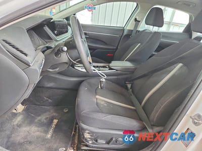 Zdjęcie 7 z 12 samochodu: 2023 HYUNDAI SONATA SEL VIN:KMHL64JA1PA292333 - miniatura