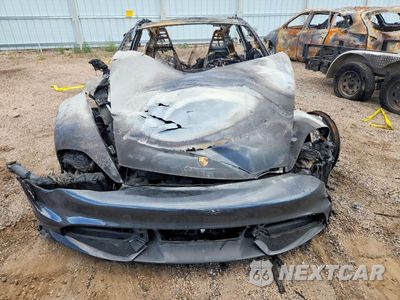 Piąte zdjęcie samochodu w środku: 2020 PORSCHE TAYCAN VIN:WP0AC2Y18LSA70717 - miniatura