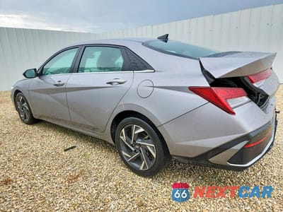 Drugie zdjęcie samochodu z przodu: 2025 HYUNDAI ELANTRA SEL VIN:KMHLS4DG5SU975090 - miniatura