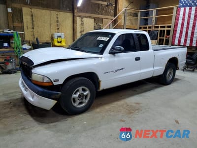 2000 DODGE DAKOTA 1B7GL22X9YS563205 - główne zdjęcie licytacji z USA - miniatura
