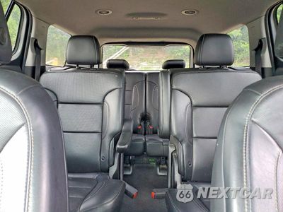 Zdjęcie 10 z 13 samochodu: 2020 GMC ACADIA SLT VIN:1GKKNULSXLZ146490 - miniatura