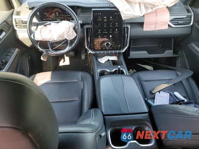 Zdjęcie 8 z 14 samochodu: 2024 GMC ACADIA UPLEVEL VIN:1GKENNKS7RJ230701 - miniatura