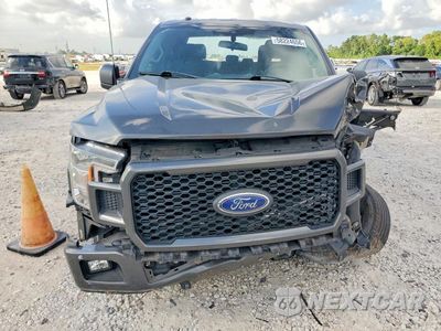 Piąte zdjęcie samochodu w środku: 2019 FORD F150 SUPERCREW VIN:1FTEW1C52KKE76324 - miniatura