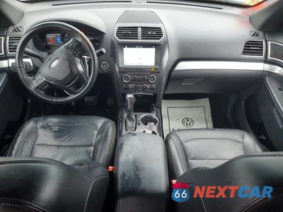 Zdjęcie 8 z 13 samochodu: 2017 FORD EXPLORER XLT VIN:1FM5K7DH1HGA45813 - miniatura