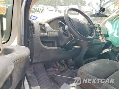 Zdjęcie 8 z 13 samochodu: 2021 RAM PROMASTER 2500 DELIVERY VAN VIN:3C6ERVDG9ME509069 - miniatura