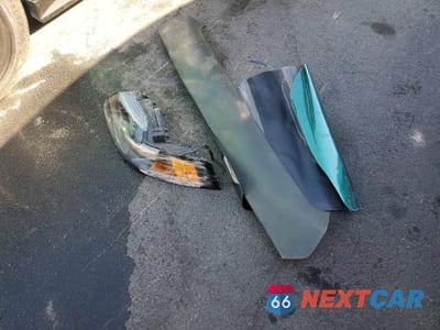 Zdjęcie 12 z 13 samochodu: 2001 FORD MUSTANG GT VIN:1FAFP42X81F245592 - miniatura