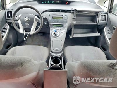 Zdjęcie 8 z 12 samochodu: 2010 TOYOTA PRIUS II VIN:JTDKN3DU1A0018548 - miniatura