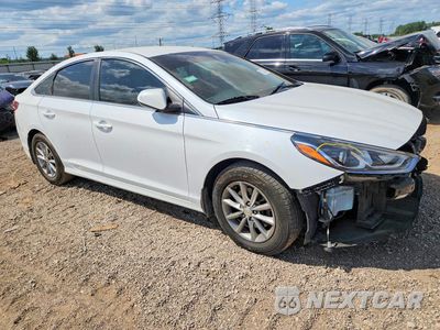 Czwarte zdjęcie samochodu z boku: 2018 HYUNDAI SONATA SE VIN:5NPE24AFXJH624919 - miniatura