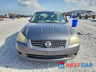 Piąte zdjęcie samochodu w środku: 2006 NISSAN ALTIMA 2.5 S VIN:1N4AL11E86N333933 - miniatura