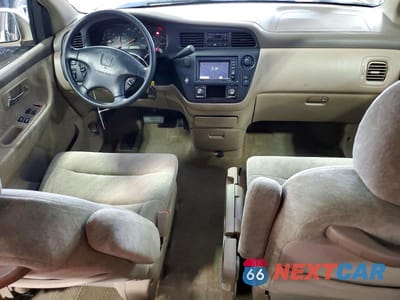 Zdjęcie 8 z 13 samochodu: 2000 HONDA ODYSSEY EX VIN:2HKRL1878YH556934 - miniatura
