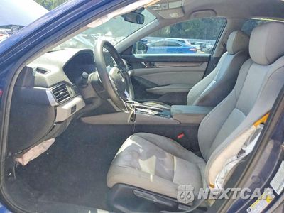 Zdjęcie 7 z 13 samochodu: 2019 HONDA ACCORD LX VIN:1HGCV1F17KA069755 - miniatura