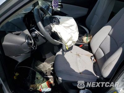 Zdjęcie 7 z 12 samochodu: 2019 TOYOTA YARIS LE VIN:3MYDLBYVXKY523203 - miniatura