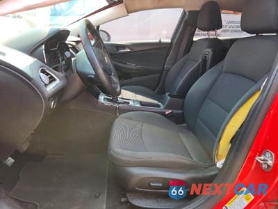 Zdjęcie 7 z 12 samochodu: 2017 CHEVROLET CRUZE LT VIN:1G1BE5SM2H7221117 - miniatura