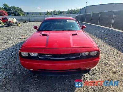Piąte zdjęcie samochodu w środku: 2013 DODGE CHALLENGER SXT VIN:2C3CDYAG5DH524424 - miniatura