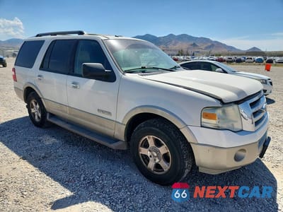 Czwarte zdjęcie samochodu z boku: 2008 FORD EXPEDITION EDDIE BAUER VIN:1FMFU17588LA40824 - miniatura