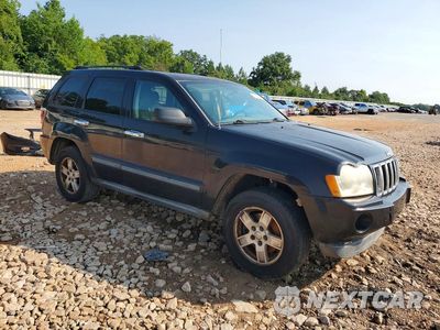 Czwarte zdjęcie samochodu z boku: 2007 JEEP GRAND CHEROKEE LAREDO VIN:1J8GR48K87C544152 - miniatura