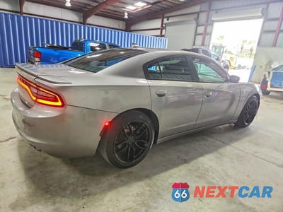 Trzecie zdjęcie samochodu z tyłu: 2017 DODGE CHARGER R/T VIN:2C3CDXCT7HH510163 - miniatura