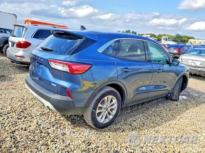 Trzecie zdjęcie samochodu z tyłu: 2020 FORD ESCAPE SE VIN:1FMCU0G66LUC32803 - miniatura