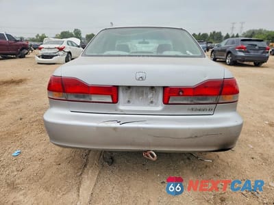 Zdjęcie 6 z 12 samochodu: 2002 HONDA ACCORD SE VIN:1HGCG56742A121624 - miniatura