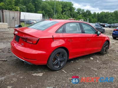 Trzecie zdjęcie samochodu z tyłu: 2018 AUDI A3 PREMIUM VIN:WAUB8GFFXJ1072533 - miniatura