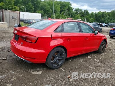 Trzecie zdjęcie samochodu z tyłu: 2018 AUDI A3 PREMIUM VIN:WAUB8GFFXJ1072533 - miniatura