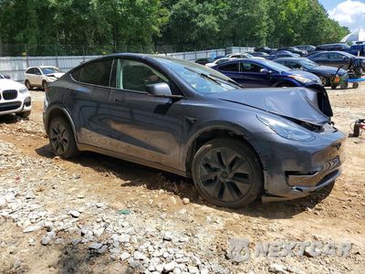 Czwarte zdjęcie samochodu z boku: 2024 TESLA MODEL Y VIN:7SAYGDED6RF111185 - miniatura