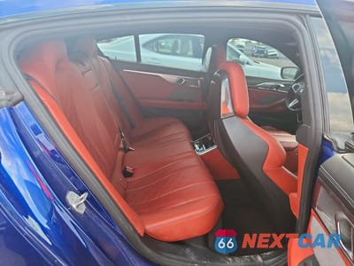 Zdjęcie 10 z 12 samochodu: 2022 BMW M8 VIN:WBSGV0C0XNCH03263 - miniatura