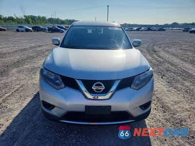 Piąte zdjęcie samochodu w środku: 2015 NISSAN ROGUE S VIN:KNMAT2MV0FP581187 - miniatura