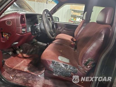 Zdjęcie 7 z 12 samochodu: 1998 CHEVROLET GMT-400 K2500 VIN:1GCGK29R0WE175771 - miniatura