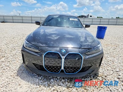 Piąte zdjęcie samochodu w środku: 2024 BMW I4 EDRIVE 40 VIN:WBY73AW08RFT17861 - miniatura