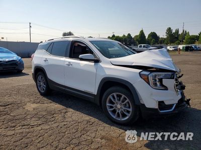 Czwarte zdjęcie samochodu z boku: 2022 GMC TERRAIN SLT VIN:3GKALVEV2NL162398 - miniatura