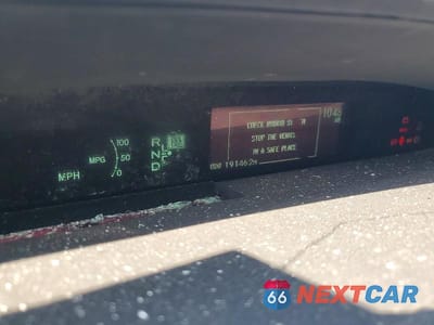 Zdjęcie 9 z 13 samochodu: 2015 TOYOTA PRIUS TWO VIN:JTDKN3DU7F0439777 - miniatura