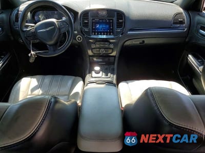 Zdjęcie 8 z 12 samochodu: 2017 CHRYSLER 300 S VIN:2C3CCAGG0HH512706 - miniatura