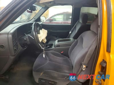 Zdjęcie 7 z 12 samochodu: 2004 GMC NEW SIERRA C1500 VIN:1GTEC19T34Z269336 - miniatura