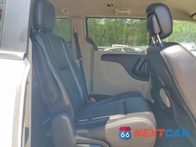 Zdjęcie 11 z 13 samochodu: 2016 CHRYSLER TOWN & COUNTRY TOURING VIN:2C4RC1BG0GR294725 - miniatura