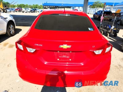 Zdjęcie 6 z 12 samochodu: 2017 CHEVROLET CRUZE LT VIN:1G1BE5SM2H7221117 - miniatura