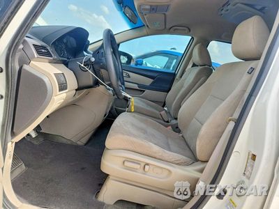 Zdjęcie 7 z 13 samochodu: 2015 HONDA ODYSSEY LX VIN:5FNRL5H29FB114722 - miniatura