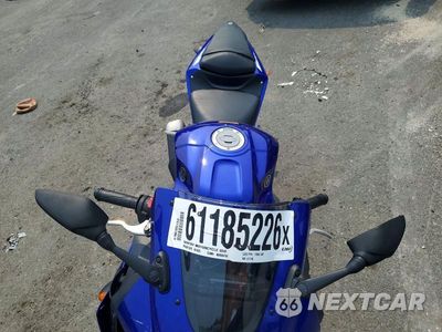 Piąte zdjęcie samochodu w środku: 2024 YAMAHA YZFR3 A VIN:MH3RH18Y4RK017158 - miniatura