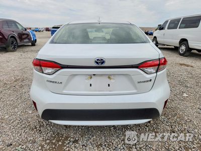 Zdjęcie 6 z 12 samochodu: 2022 TOYOTA COROLLA LE VIN:JTDEAMDE5N3003580 - miniatura