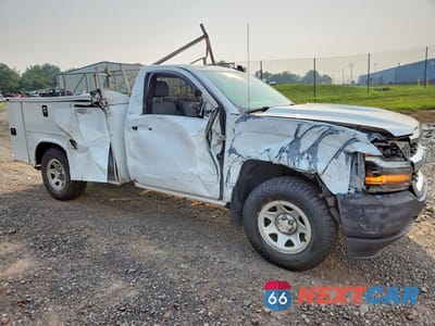 Czwarte zdjęcie samochodu z boku: 2016 CHEVROLET SILVERADO K1500 VIN:1GBNKNEC8GZ178393 - miniatura