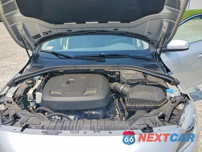 Zdjęcie 11 z 12 samochodu: 2018 VOLVO S60 INSCRIPTION VIN:LYV402TK2JB178247 - miniatura