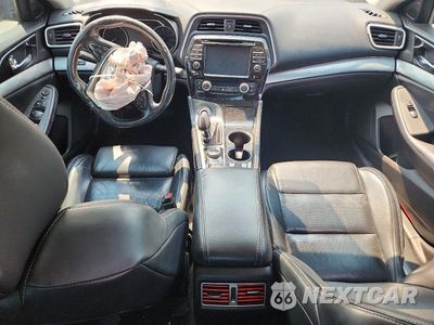 Zdjęcie 8 z 12 samochodu: 2016 NISSAN MAXIMA 3.5 SL VIN:1N4AA6AP7GC377908 - miniatura