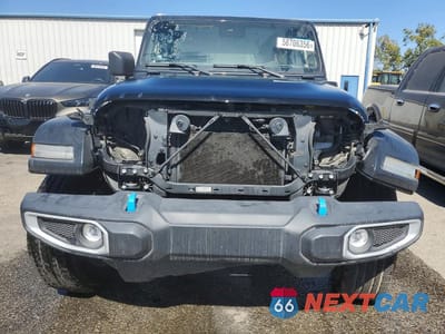 Piąte zdjęcie samochodu w środku: 2024 JEEP WRANGLER SAHARA 4XE VIN:1C4RJXP65RW232840 - miniatura