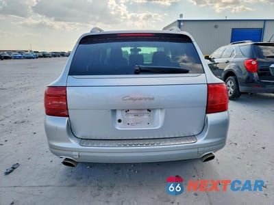 Zdjęcie 6 z 13 samochodu: 2005 PORSCHE CAYENNE VIN:WP1AA29P15LA22090 - miniatura