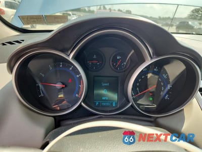 Zdjęcie 9 z 12 samochodu: 2011 CHEVROLET CRUZE LS VIN:1G1PC5SH2B7137658 - miniatura