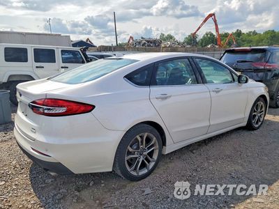 Trzecie zdjęcie samochodu z tyłu: 2020 FORD FUSION VIN:3FA6P0CDXLR101545 - miniatura