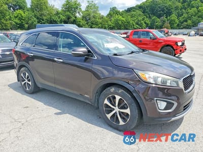 Czwarte zdjęcie samochodu z boku: 2016 KIA SORENTO EX VIN:5XYPHDA13GG034265 - miniatura