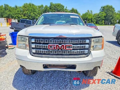 Piąte zdjęcie samochodu w środku: 2013 GMC SIERRA K2500 SLE VIN:1GT220CG1DZ323115 - miniatura