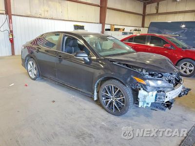 Czwarte zdjęcie samochodu z boku: 2023 TOYOTA CAMRY SE VIN:4T1G11AK8PU743358 - miniatura